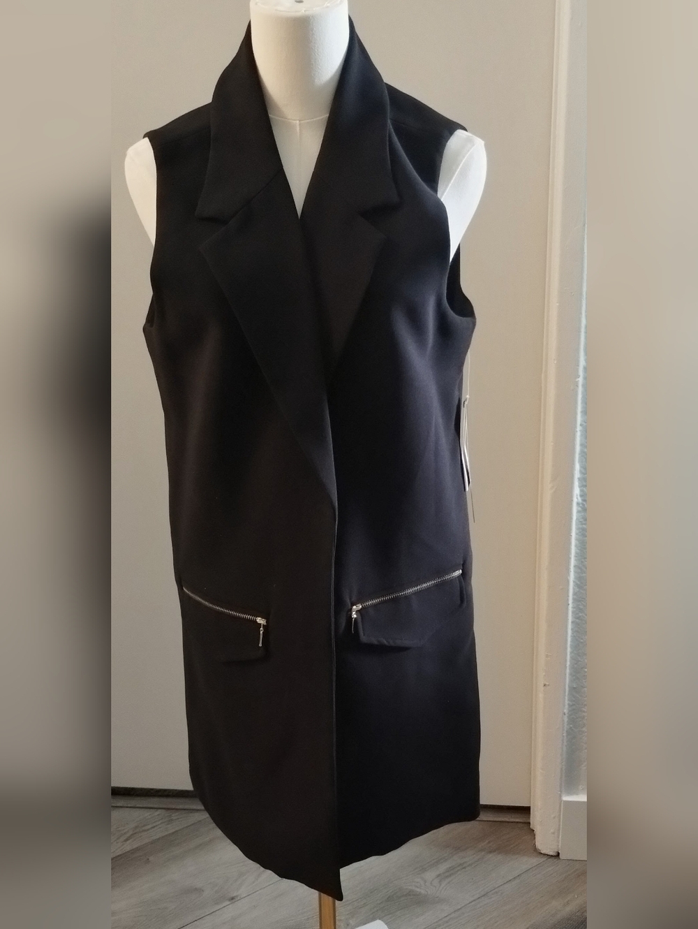Xoxo Sleeveless Black Longline Vest Jacket